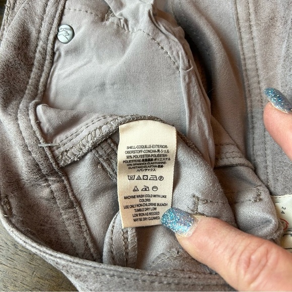 We The Free Free People Gray Tone Faux Suede Look Straight Leg Pant NWT Sz. 25 - Picture 14 of 15